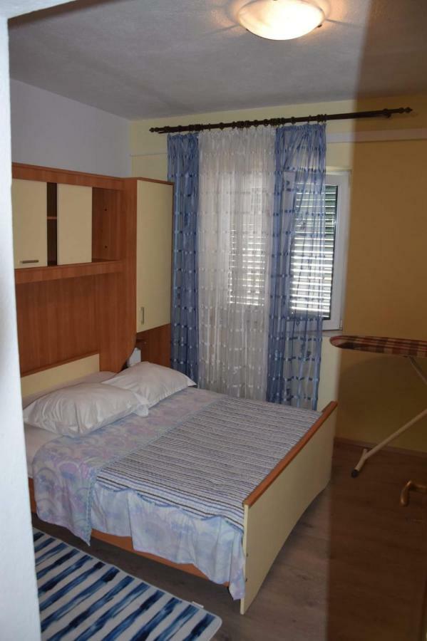 Apartman Linda Baška Voda Exterior foto